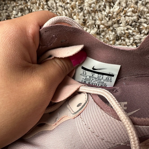 Nike React - Picture 5 of 6